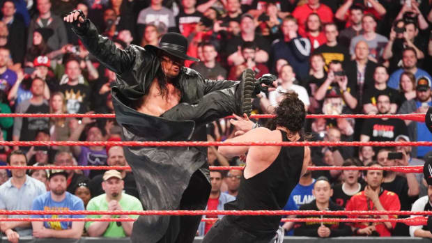 wwe-raw-after-wrestlemania-fans-undertaker-becky-lynch.jpg